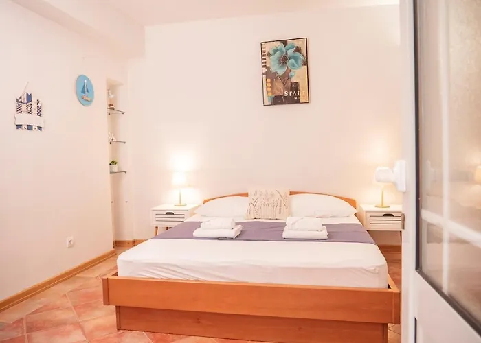 Jaksa * フヴァル