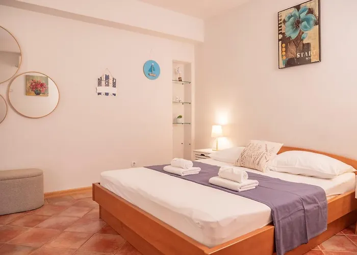 Jaksa Apartman Hvar Town